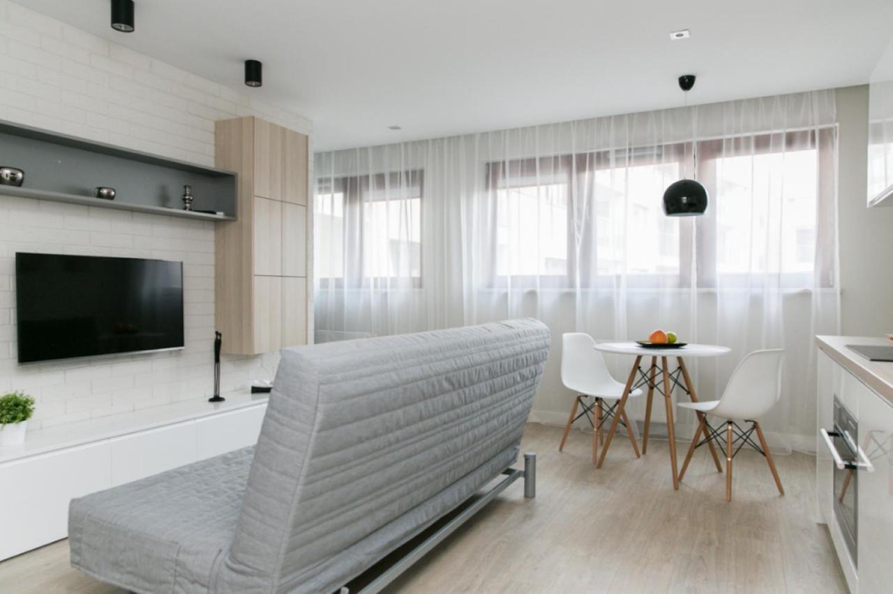 Wronia Apartments Varsovie Extérieur photo